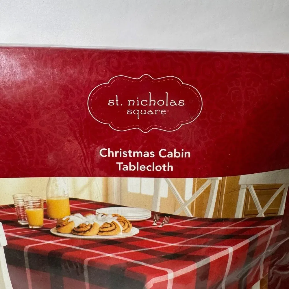 St. Nicholas Square Christmas Cabin Tablecloth Holiday Plaid Oblong 60 in x 102